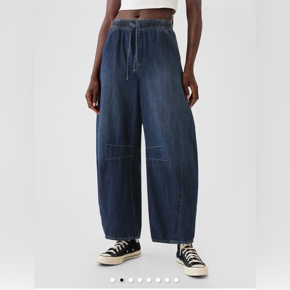 GAP Mid Rise Easy Horseshoe Jeans